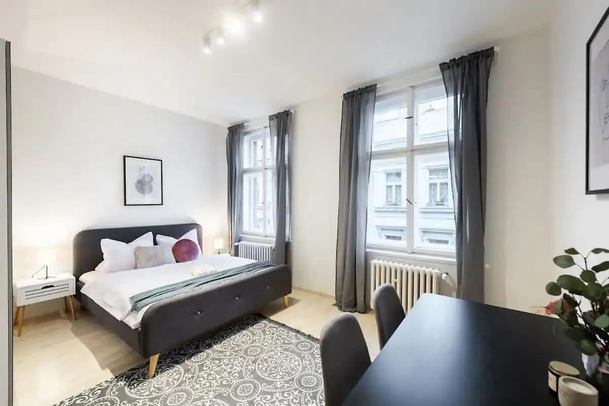 Apartment Welcoming Studio In Historic Prague