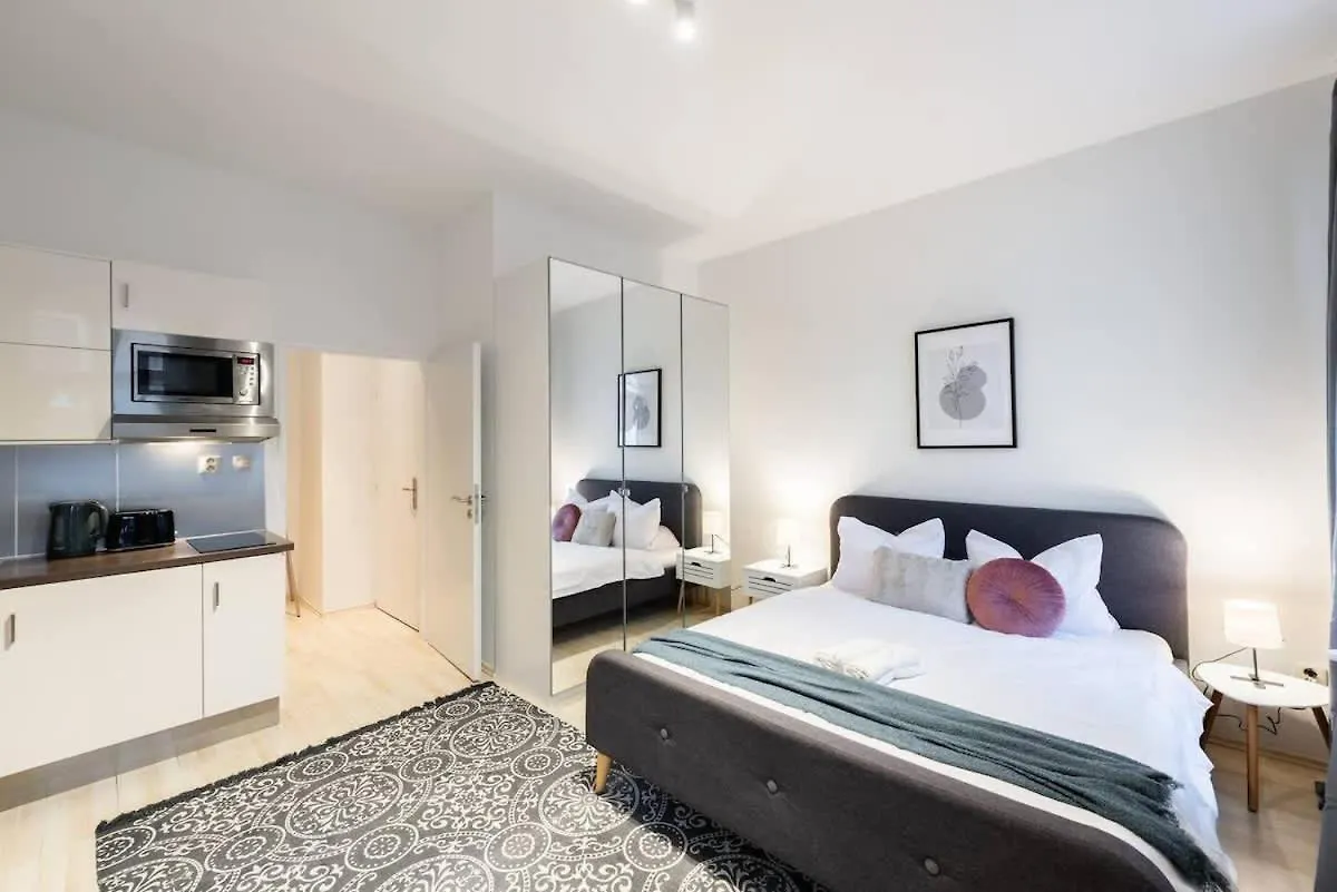 Welcoming Studio In Historic Prague